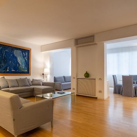 Attic With Terrace And Jacuzzi - Luxury Apartment Ρώμη Εξωτερικό φωτογραφία